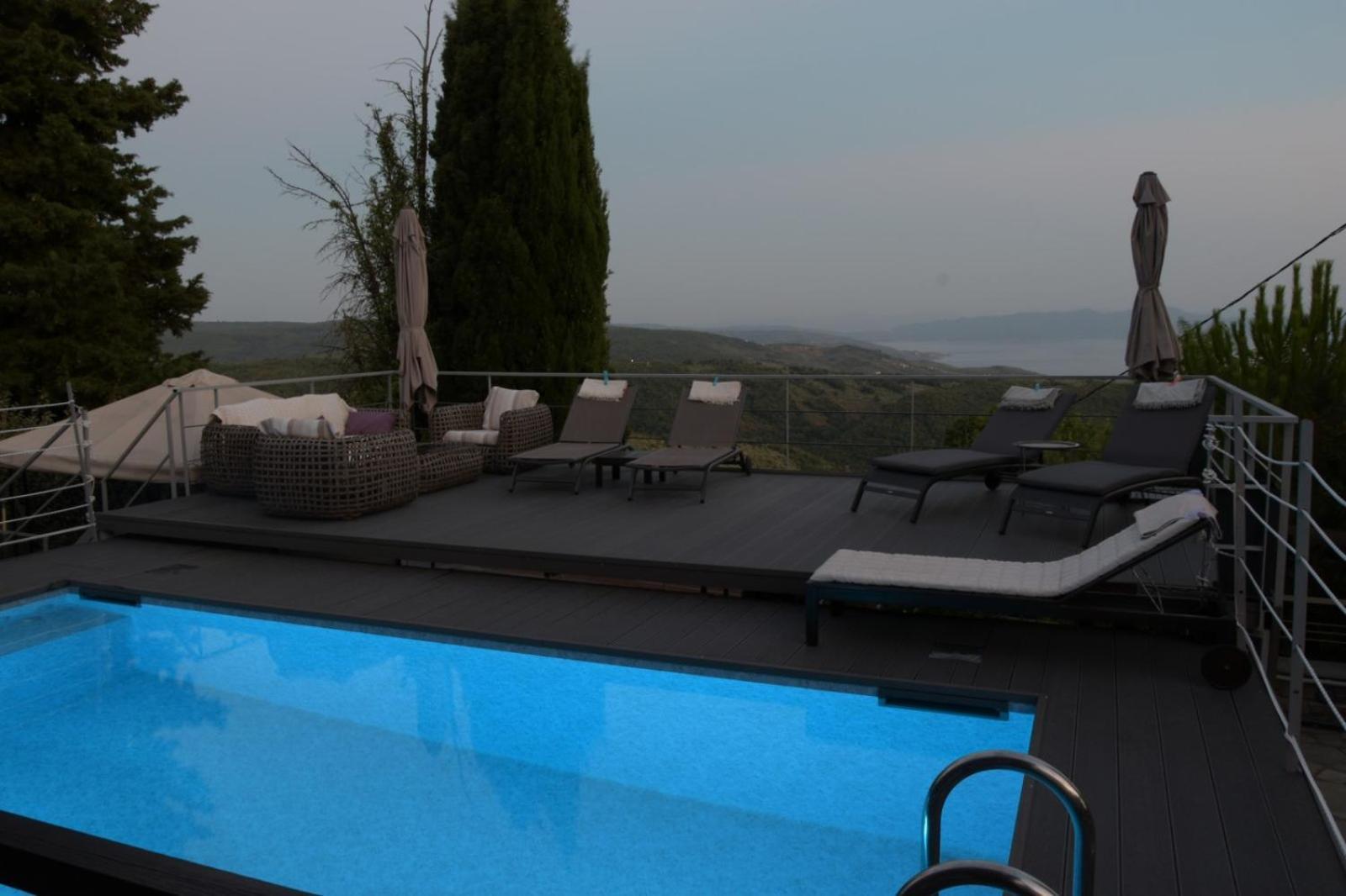Pacithea Villa
